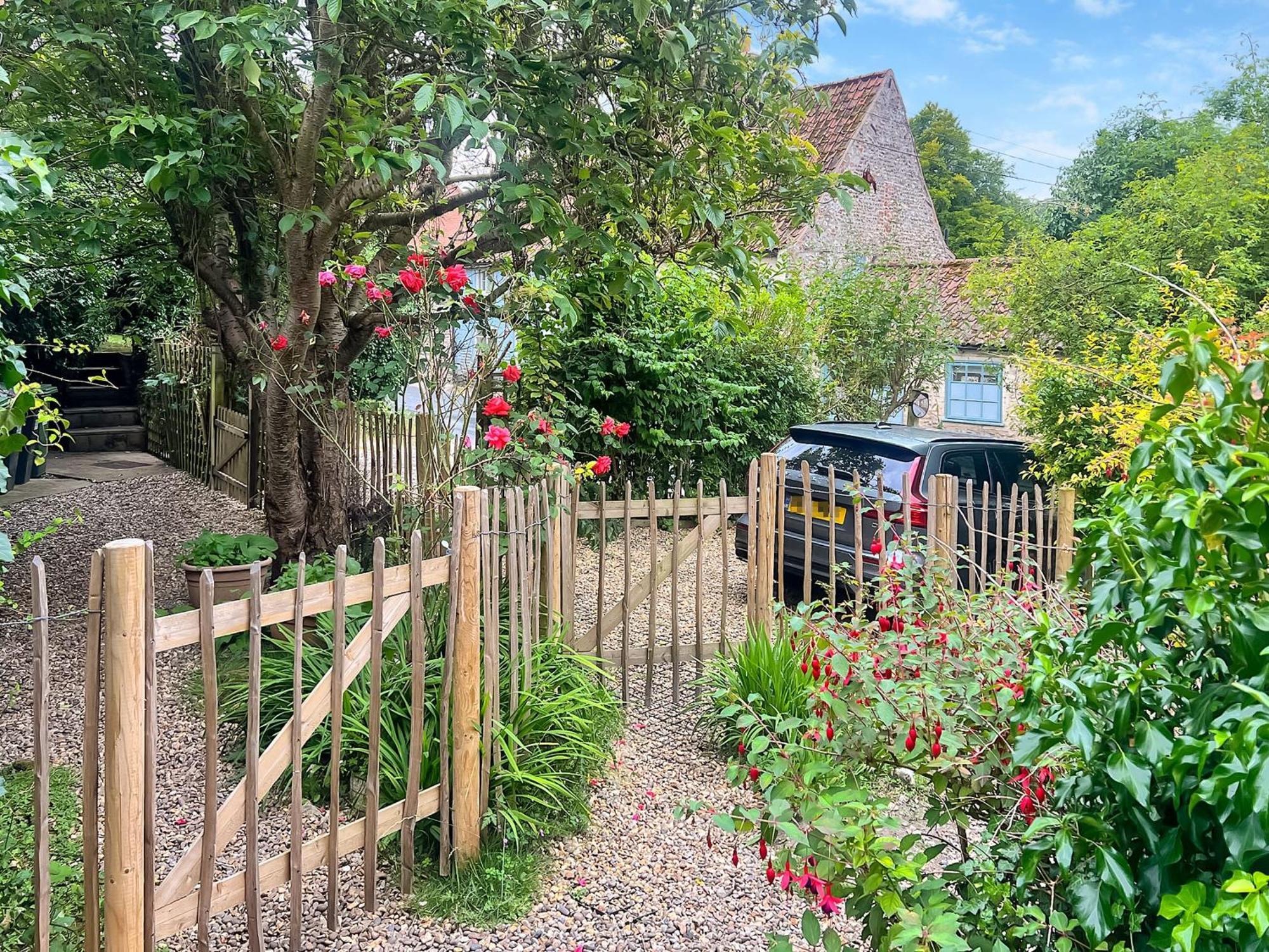 Blacksmiths Cottages Stiffkey Экстерьер фото